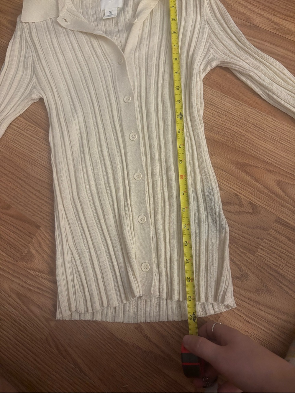 H&M Ribbed Button Lightweight Cardigan Button Sweater Size Small - Picture 5 of 7